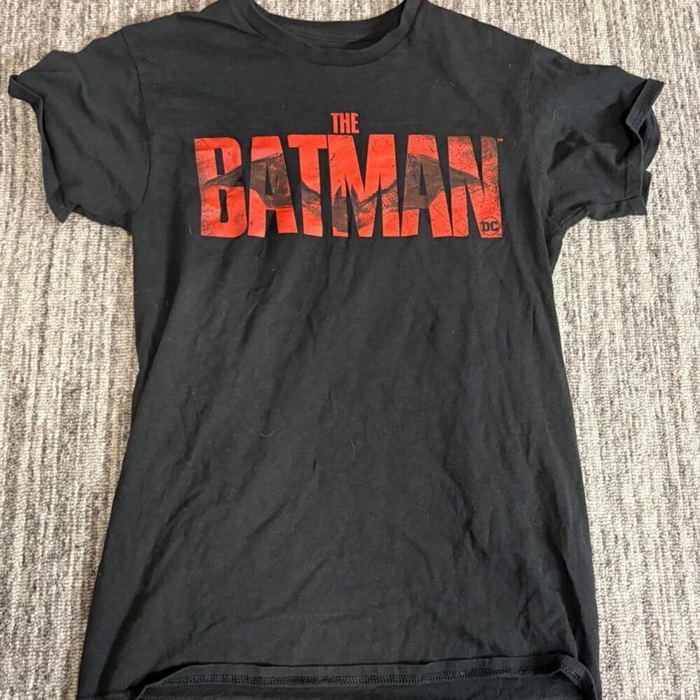 Super crazy graphic The Batman movie promo tee